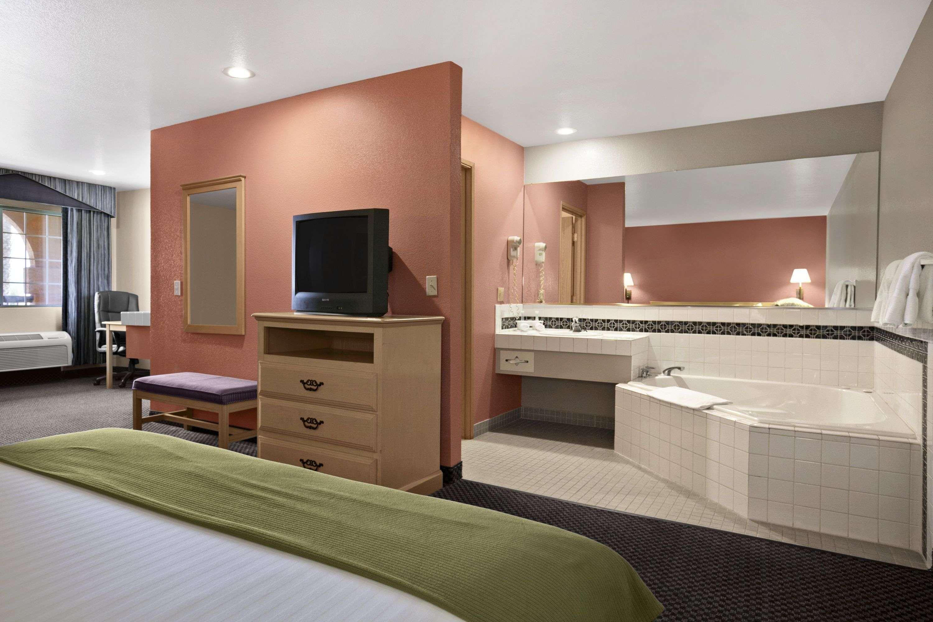 Surestay Hotel By Best Western Ukiah Exterior foto